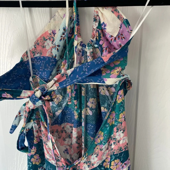 Olivaceous Halter Open Back Patchwork Floral Jumpsuit - Picture 6 of 8